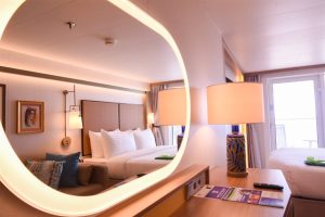 Royal Caribbean realiza viagem inaugural do Legend of the Seas