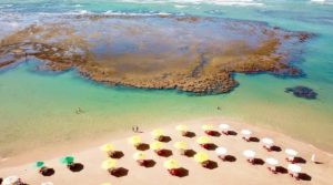 Itacimirim: tranquilidade entre praias e piscinas naturais
